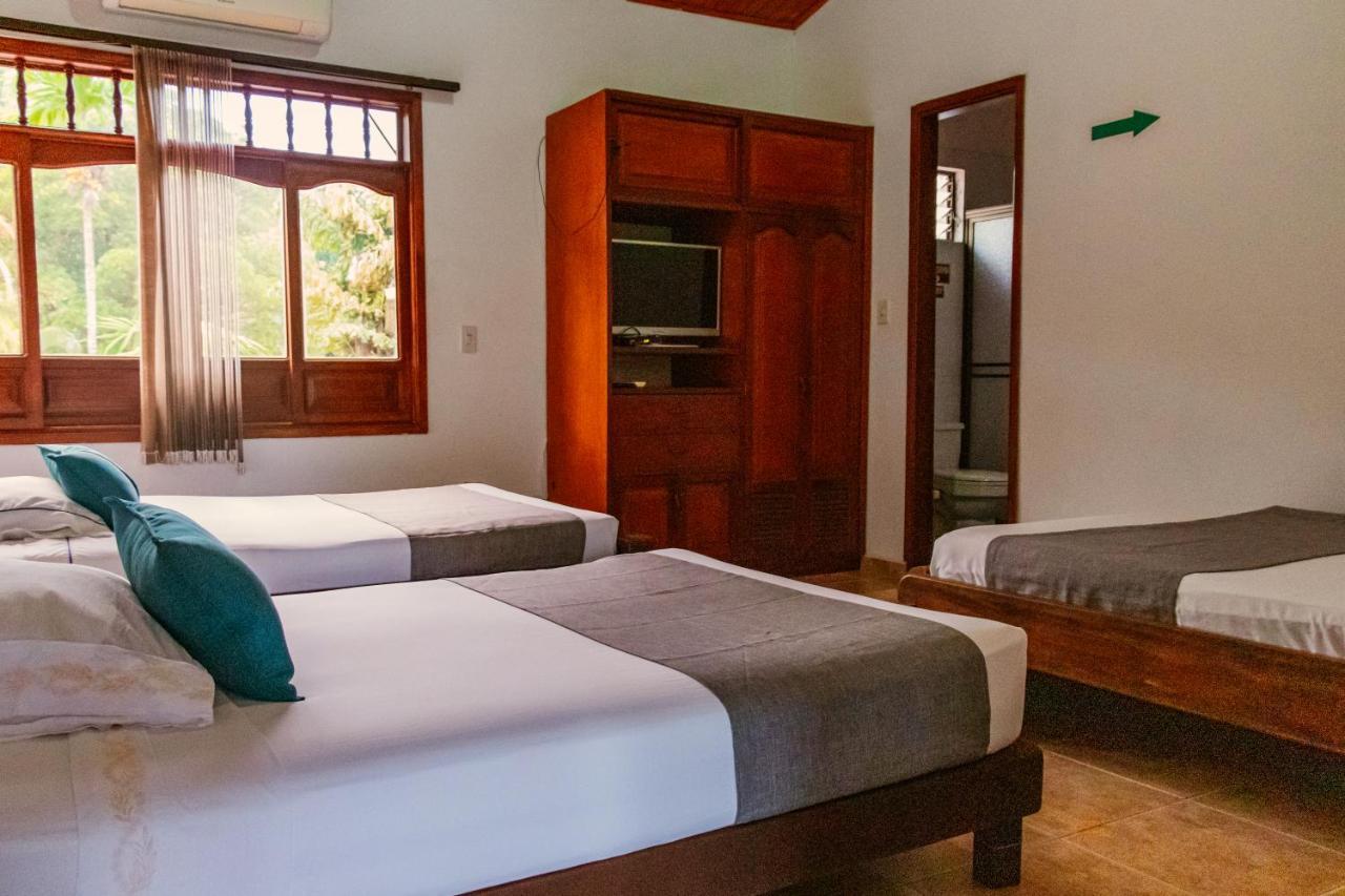 Hotel Casa Baquero El Cairo  Екстериор снимка