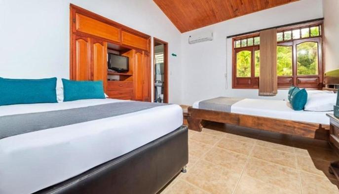 Hotel Casa Baquero El Cairo  Екстериор снимка